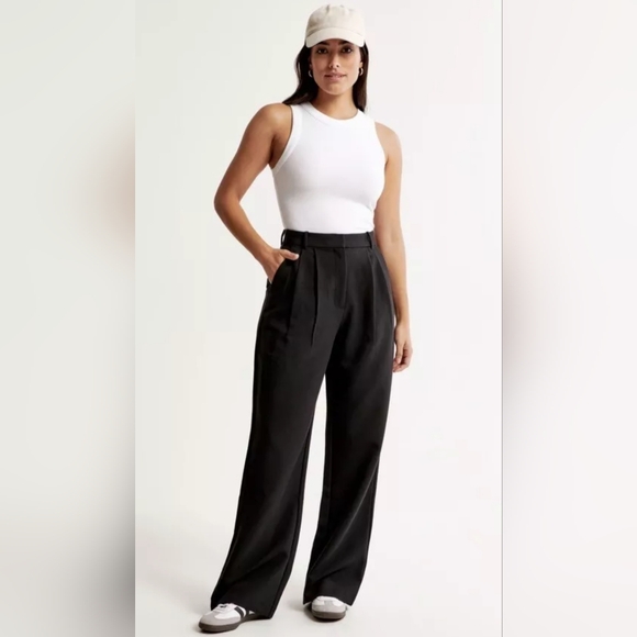 NWOT Abercrombie & Fish Black Wide-Leg Women's Pants.Size S - Picture 1 of 7